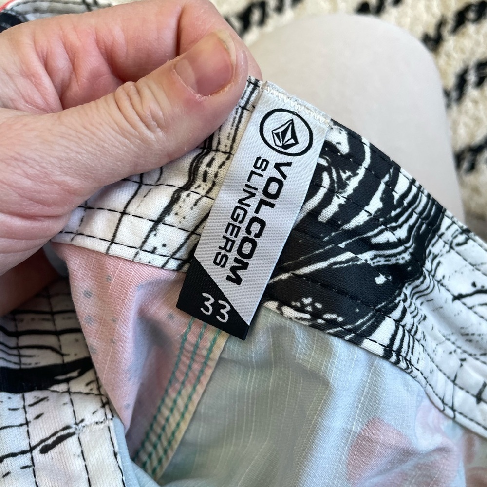 Volcom Floral Print Men's Swim Trunks - Picture 4 of 5